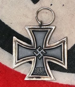 German WWII Iron Cross 2nd Class With Missing Ribbon