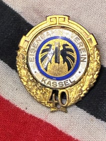 WW2 GERMAN EISENBAHN VEREIN KASSEL u.UMG 40 YEAR VETERAN BADGE MADE BY FRANZ KARBACH