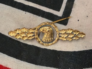 German WWII Luftwaffe Flight Operational Clasp in Gold for Reconnaissance