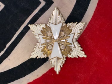 WW2 GERMAN 1ST CLASS ORDER OF THE GERMAN EAGLE MERIT CROSS NECK ORDER W/SERIAL # 90021