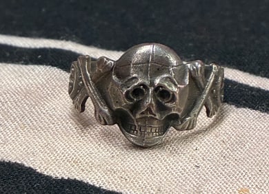 WW2 GERMAN TOTENKOPF SS SKULL/BONES 800 SILVER RING