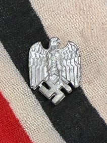 RARE WW2 GERMAN WEHRMACHT EAGLE BADGE PIN