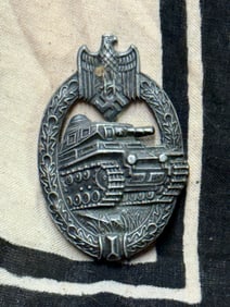 WW2 German Panzer Assault Badge in Bronze - Maker Marked
