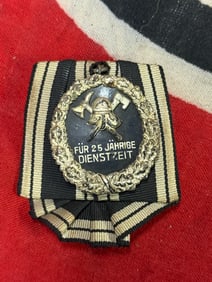 WW1 German Feuerwehr Ehrenzeichen des Landesverband Preußen "Für 25 jährige Dienstzeit" 757.