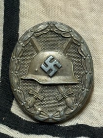 RARE WW2 GERMAN WOUND BADGE IN SILVER MARKED 65