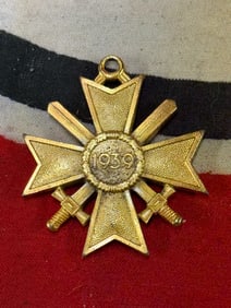GERMAN WW2 MERIT CROSS 2ND CLASS COMBATANTS 1939