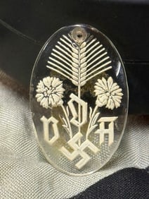 WW2 German VDA Glass Badge