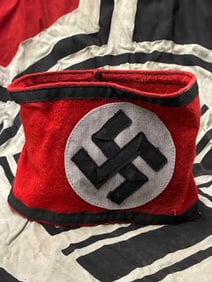 SCARCE WW2 GERMAN WAFFEN SS LEADER ARMBAND BY RZM 61/35 SS