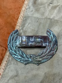 RARE CIVIL WAR UNION U.S. WITH WREATH HEADGEAR BADGE INSIGNIA