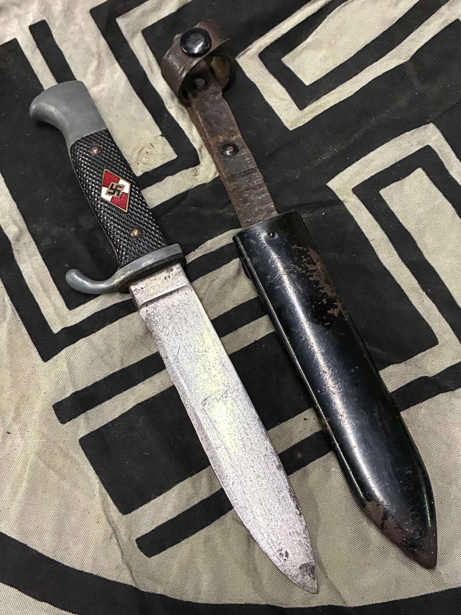 WW2 GERMAN HITLER YOUTH KNIFE DAGGER BY RZM M7/38 WITH SHEATH: WW2 GERMAN HITLER YOUTH KNIFE DAGGER BY RZM M7/38 WITH SHEATH. A SCARCE EXAMPLE THAT IS IN MINT OVERALL SHAPE AND CONDITION WITH A BEAUTIFUL OVERALL PATINA. PLEASE VIEW ALL DETAILED PICTURES. A SCARCE