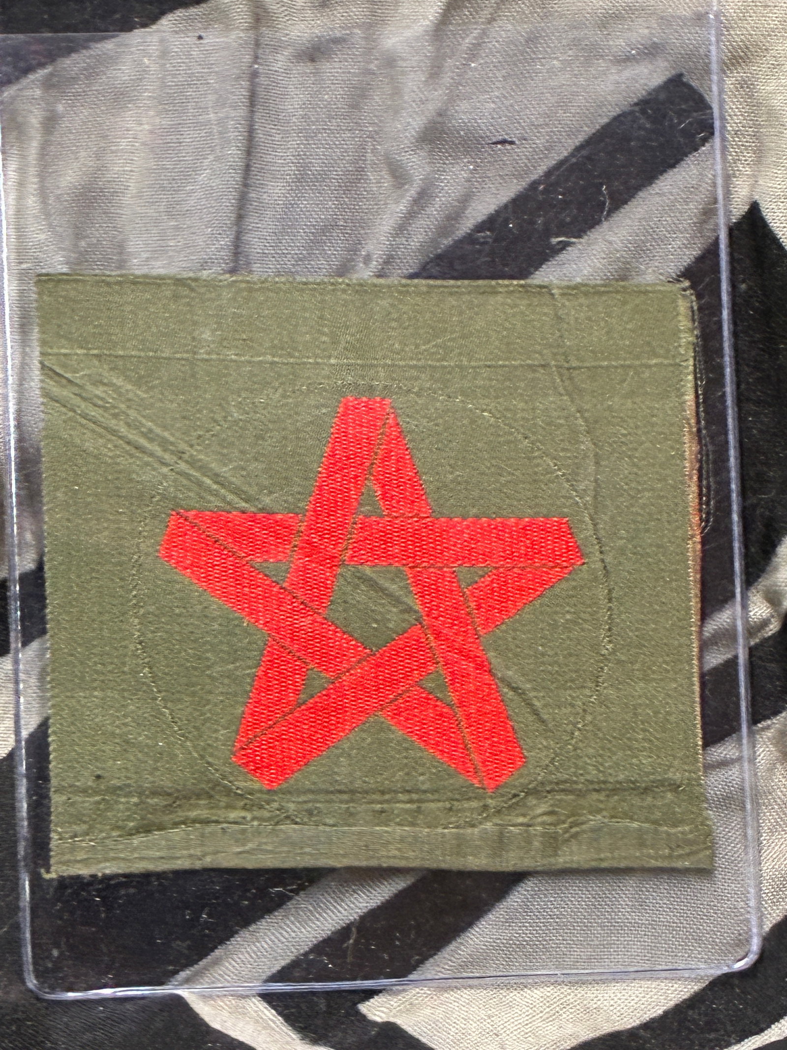 RARE WW2 GERMAN JEWISH STAR OF DAVID SLEEVE BADGE INSIGNIA: RARE WW2 GERMAN JEWISH STAR OF DAVID SLEEVE BADGE INSIGNIA