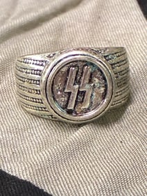 SCARCE WW2 GERMAN WAFFEN SS SILVER RING