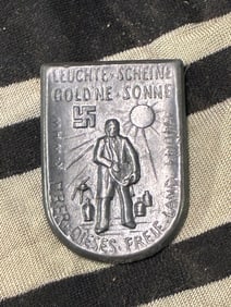 WW2 GERMAN BADGE OF THE WAR WHW OF THE YEARS 1941 AND 1944