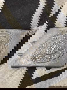 WW2 GERMAN NSKK ENLISTED BELT BUCKLE BY RZM M4/24: WW2 GERMAN NSKK ENLISTED BELT BUCKLE BY RZM M4/24. SHOWS GOOD WEAR AND USE WITH A BEAUTIFUL OVERALL PATINA. MAKER MARKED ON THE REVERSE. PLEASE VIEW ALL DETAILED PICTURES. A VERY RARE EXAMPLE OF THE T