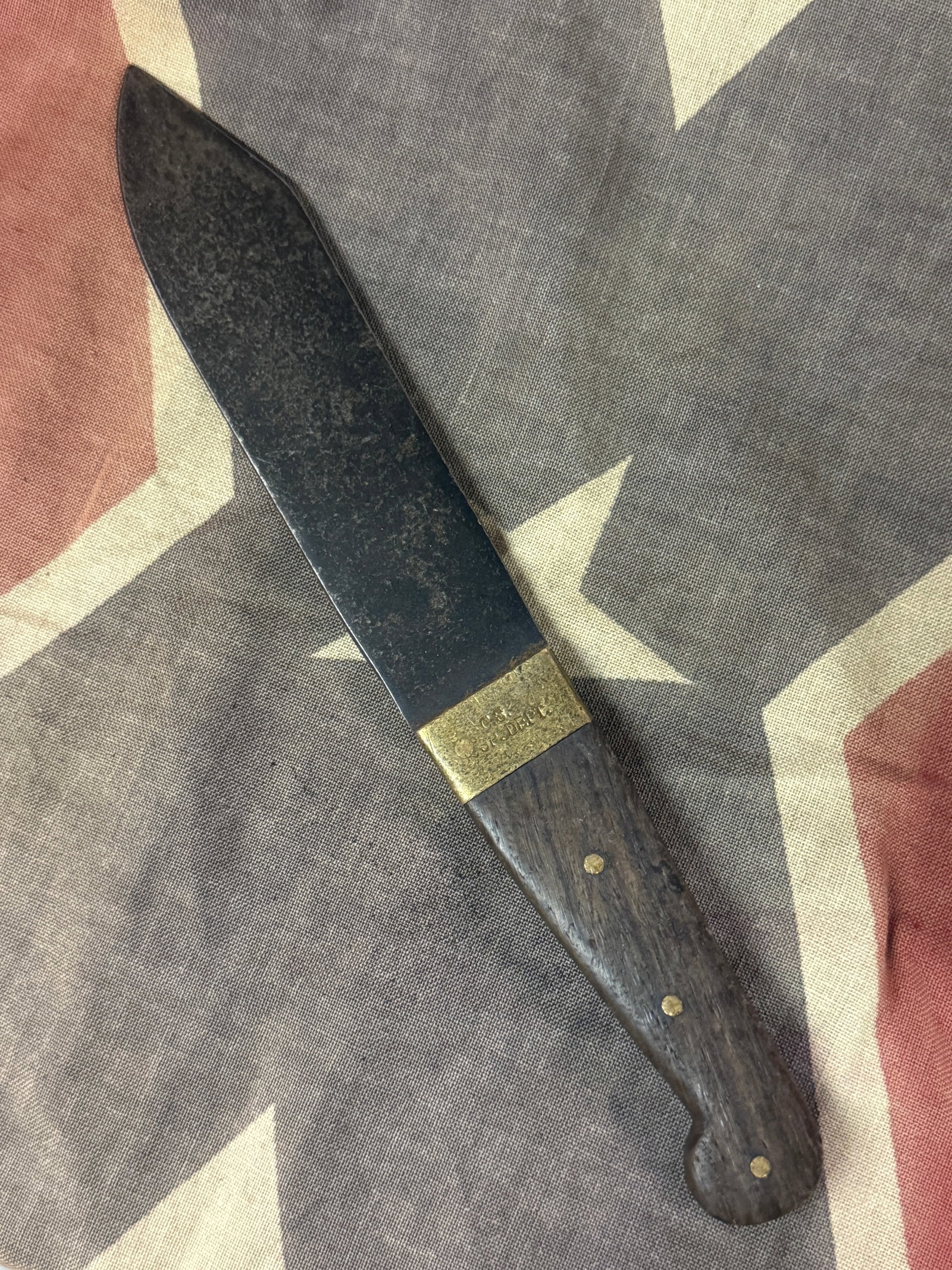 1861 CIVIL WAR CONFEDERATE CSA CS HOPITAL DEPT. BOWIE KNIFE: 1861 CIVIL WAR CONFEDERATE CSA CS HOPITAL DEPT. BOWIE KNIFE. A VERY RARE FIND. SHOWS GOOD WEAR AND USE WITH A BEAUTIFUL OVERALL PATINA. HAS A GREAT LOOK TO IT WITH AN EXCELLENT OVERALL EYE APPEAL. PLE