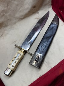 CIVIL WAR ERA BONE HANDLE BOWIE KNIFE BY SOUTHERN & RICHARDSON SHEFFIELD WITH ORIGINAL SHEATH