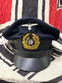 WW2 GERMAN KRIEGSMARINE OFFICERS VISOR CAP BY JOHANNES HERRMANN