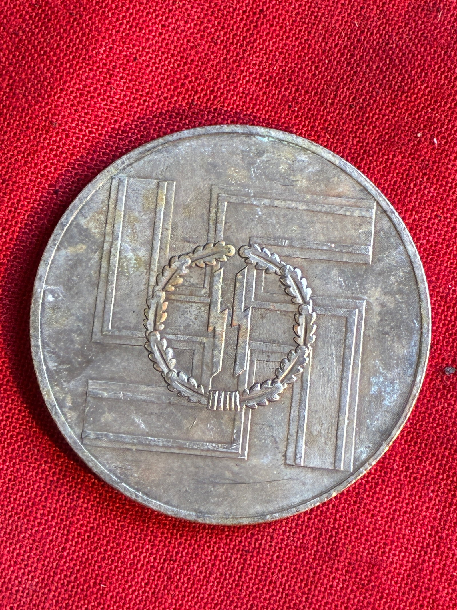 WW2 Germany WWII Waffen SS 8 Year Long Service Award in the form of a Coin: WW2 Germany WWII Waffen SS 8 Year Long Service Award in the form of a Coin. A rare example that is in mint overall shape and condition with a beautiful overall patina. Please view all detailed picture