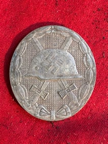 SCARCE WW2 GERMAN WOUND BADGE IN SILVER