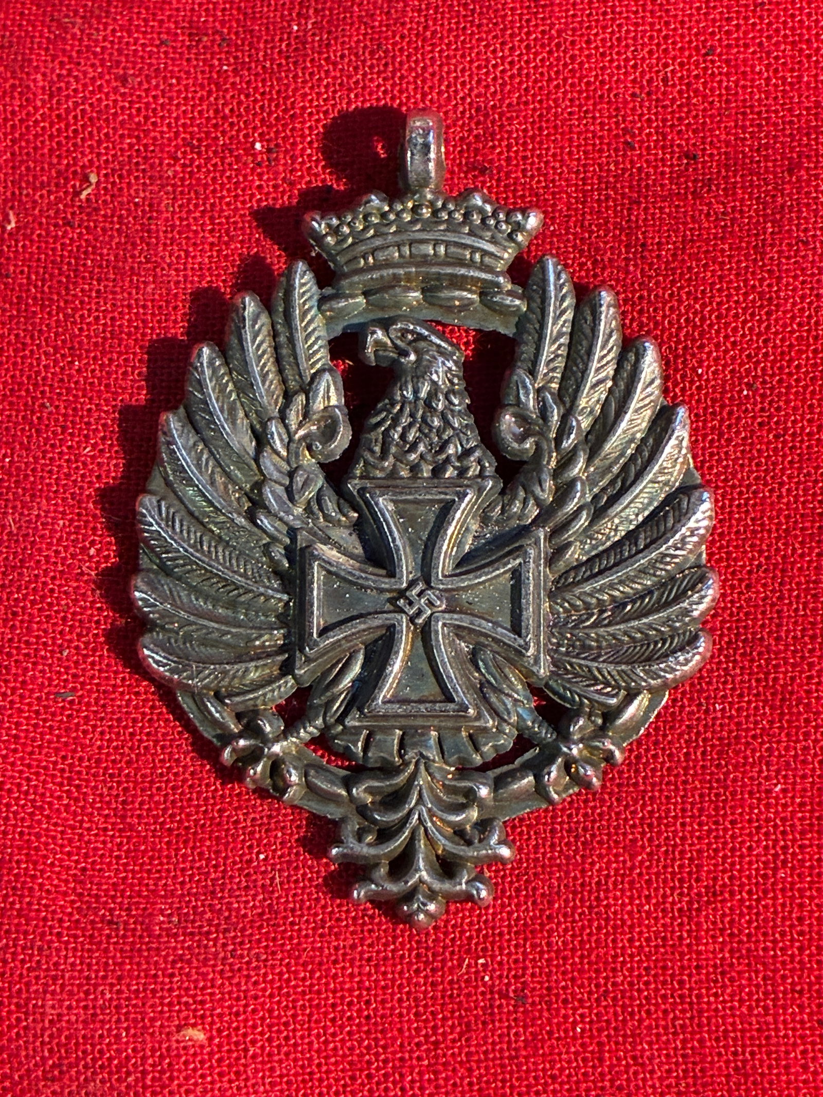 WW2 German Spanish Blue Division | Russian Front 1941: WW2 German Spanish Blue Division | Russian Front 1941. Bearing the typical Spanish brass medal suspender, the medal survives in mint condition with 100% grey anodised finish with black enamel swastika