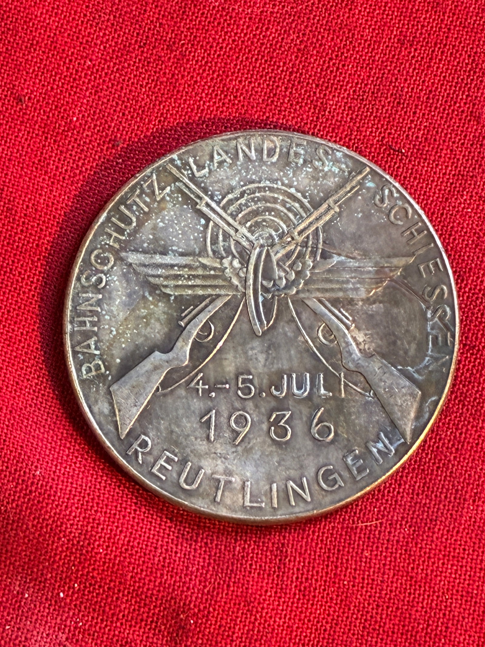 WW2 German Silver Medal - Bahnschutz shooting festival: WW2 German Silver Medal - Bahnschutz shooting festival. Railway emblem over target and two crossed rifles. A rare example of the time period.