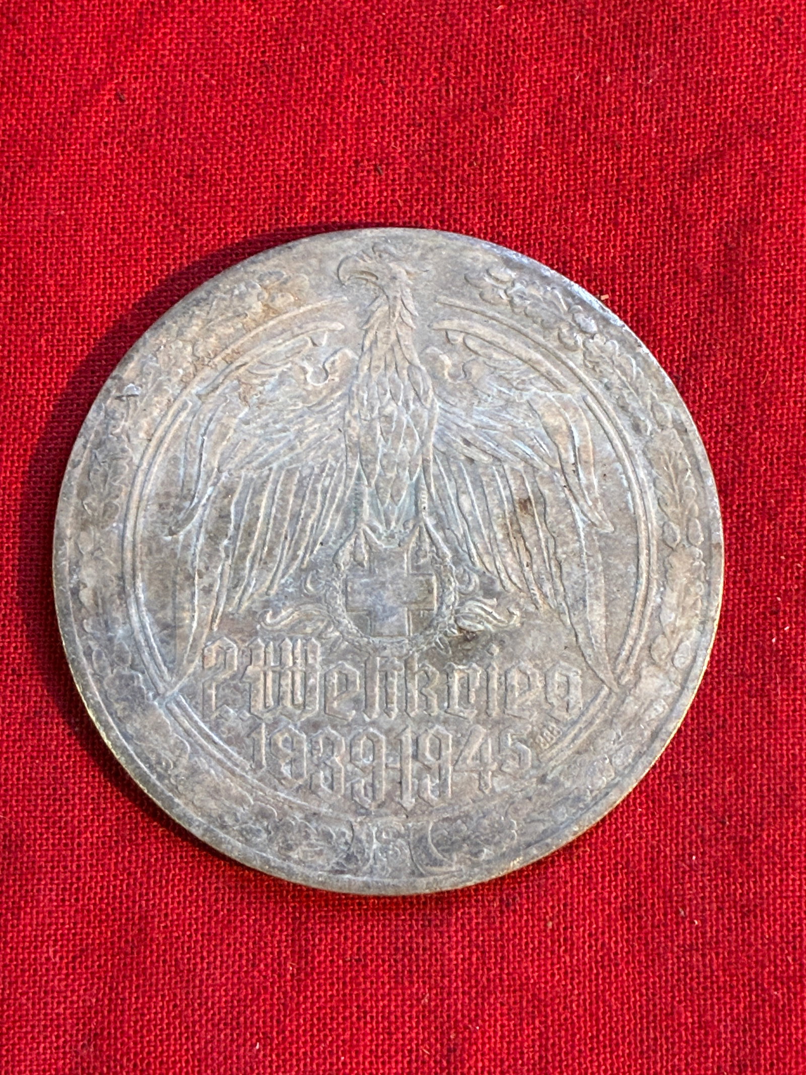 WW2 German Silvered Karl Goeth German Commemorative coin. MG 42 Machine gun to Reverse: WW2 German Silvered Karl Goeth German Commemorative coin. MG 42 Machine gun to Reverse. A rare find. Shows good wear and use with a beautiful overall patina. A scarce find.