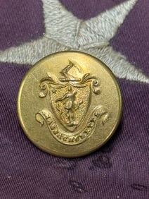 CIVIL WAR MASSACHUSETTS COAT BUTTON BY D. EVANS & CO. ATTLEBORO MASS.