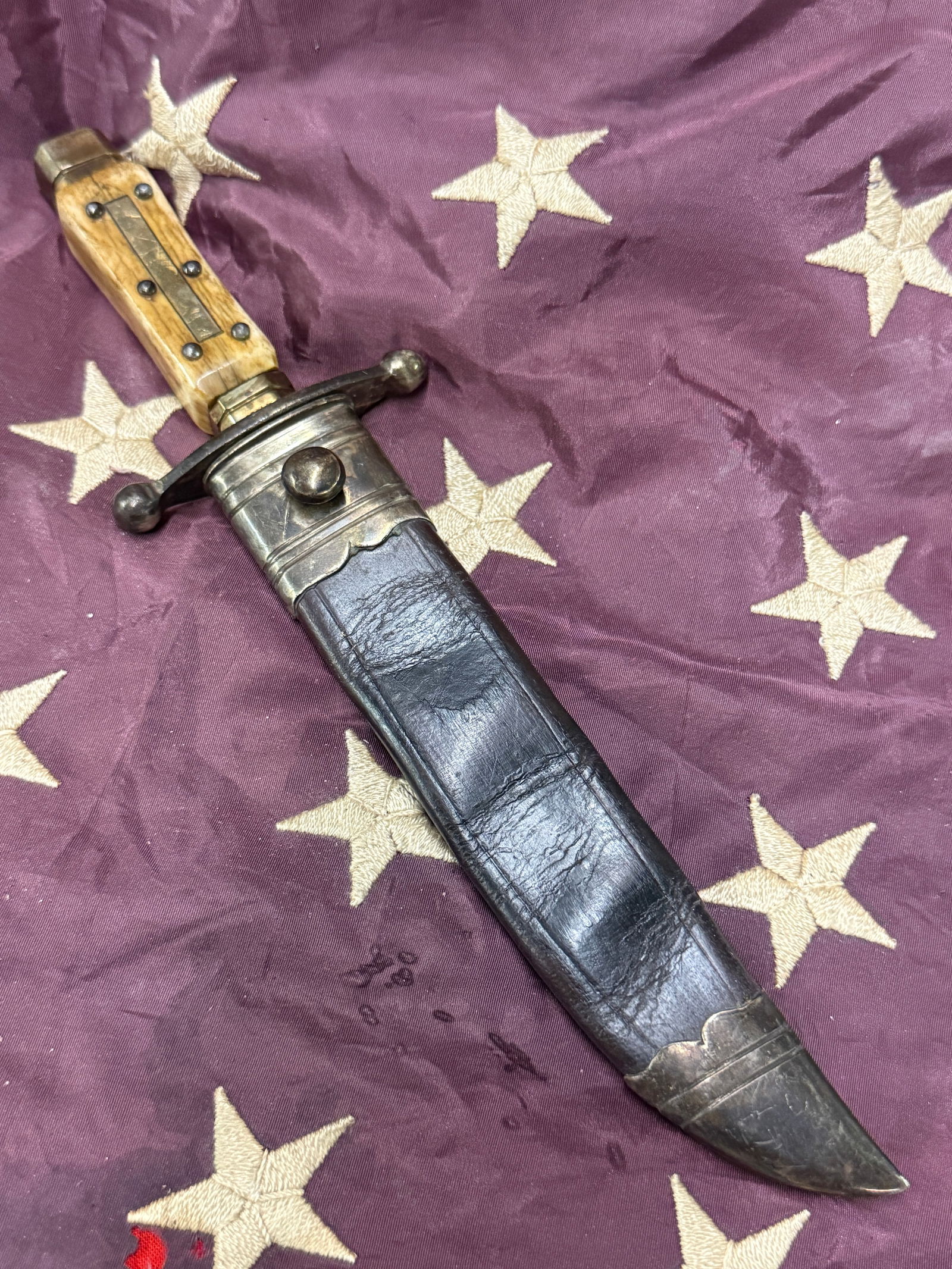 TILLOTSOM COLUMBIA PLACE SHEFFIELD 1800'S BONE HANDLE BOWIE KNIFE WITH LEATHER SHEATH: TILLOTSOM COLUMBIA PLACE SHEFFIELD 1800'S BONE HANDLE BOWIE KNIFE WITH LEATHER SHEATH. AN ULTRA RARE FIND THAT IS IN MINT OVERALL SHAPE AND CONDITION WITH A BEAUTIFUL OVERALL PATINA. HAS A GREAT LOOK