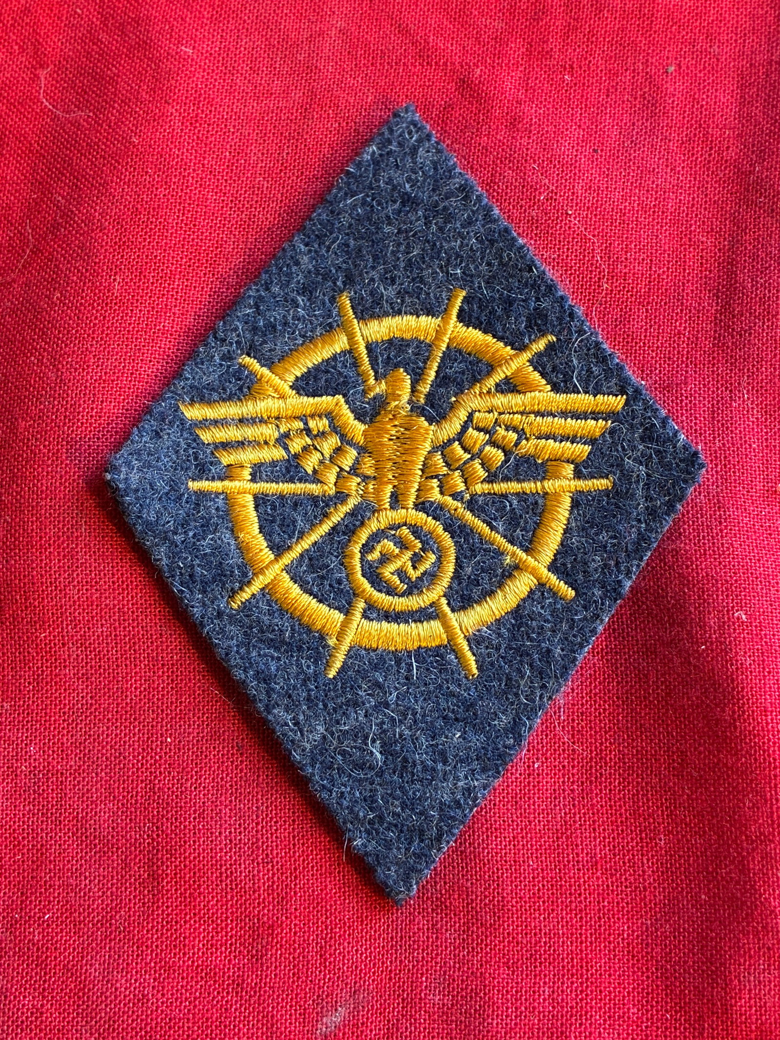 WW2 German Motorboat Unit Personnel Sleeve Diamond Cloth Badge Insignia: WW2 German Motorboat Unit Personnel Sleeve Diamond Cloth Badge Insignia. A rare find. Shows good wear and use with a beautiful overall patina. Please view all detailed pictures. A scarce example.