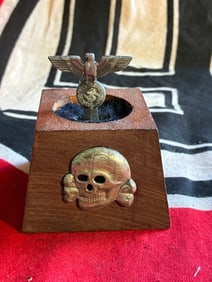 WW2 GERMAN TOTENKOPF SS DEATH SKULL WITH EAGLE DESK ORNAMENT