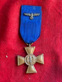 WW2 German Wehrmacht 18 Years Long Service Medal