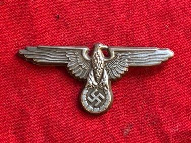 SCARCE WW2 GERMAN WAFFEN SS VISOR CAP EAGLE IN ALUMINUM