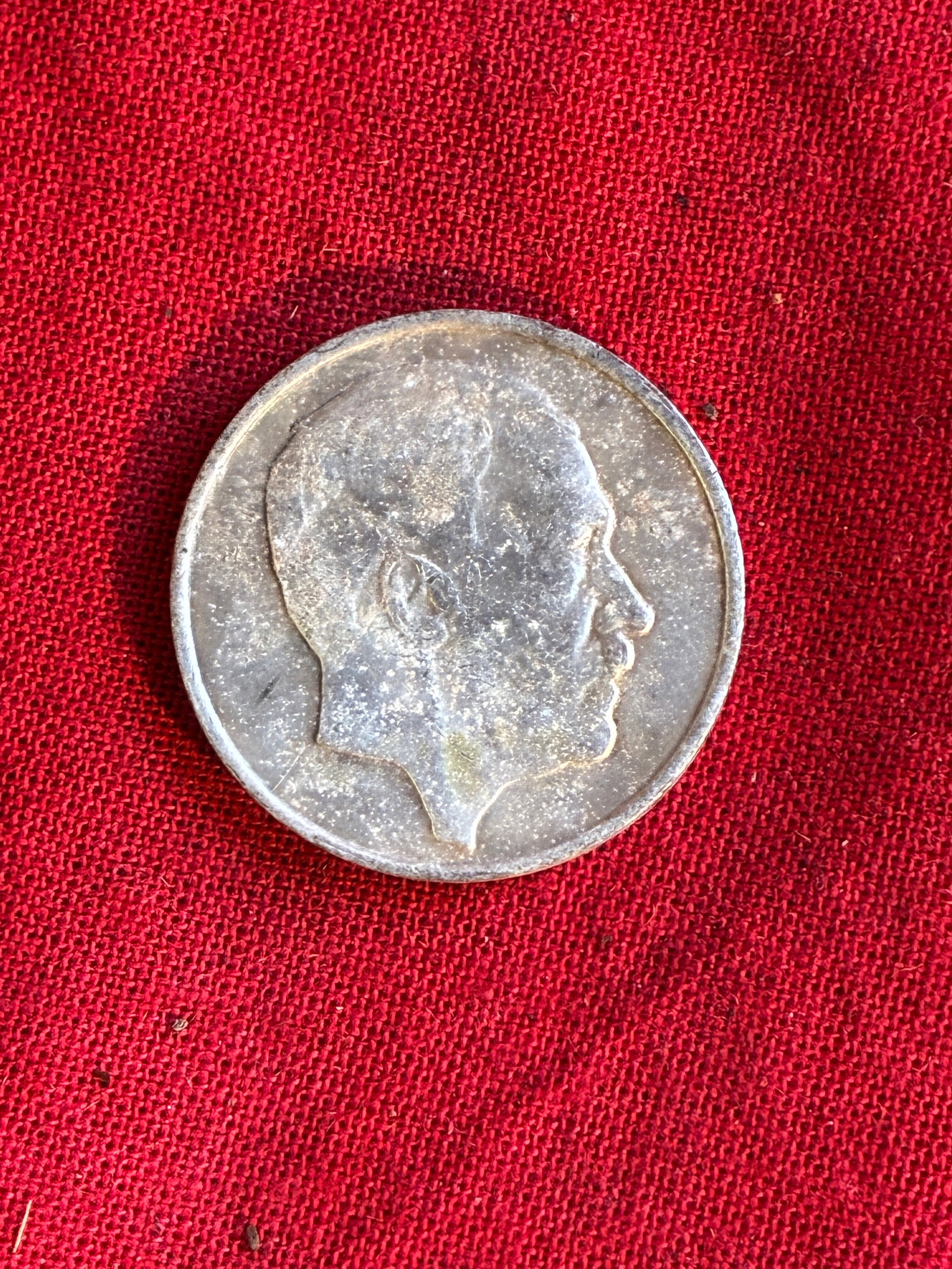 WW2 GERMAN ADOLF HITLER PANZER TANK 5 RM SILVER COIN MEDAL: WW2 GERMAN ADOLF HITLER PANZER TANK 5 RM SILVER COIN MEDAL. A VERY RARE EXAMPLE THAT IS IN MINT OVERALL SHAPE AND CONDITION WITH A BEAUTIFUL OVERALL PATINA. PLEASE VIEW ALL DETAILED PICTURES. A SCARCE