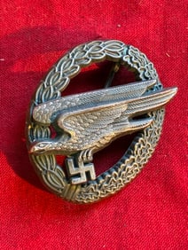 WWII GERMAN THIRD REICH PARATROOPER BADGE BY B&NL