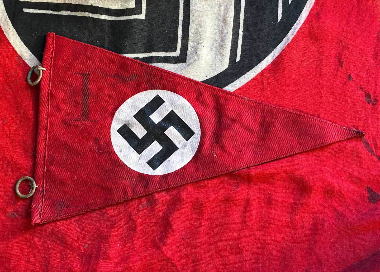 RARE WW2 GERMAN NSDAP POLITICAL VEHICLE PENNANT: RARE WW2 GERMAN NSDAP POLITICAL VEHICLE PENNANT. A RARE FIND. SHOWS GOOD WEAR AND USE WITH A BEAUTIFUL OVERALL PATINA. SHOWS GOOD WEAR AND USE. PLEASE VIEW ALL DETAILED PICTURES. A RARE EXAMPLE OF THE