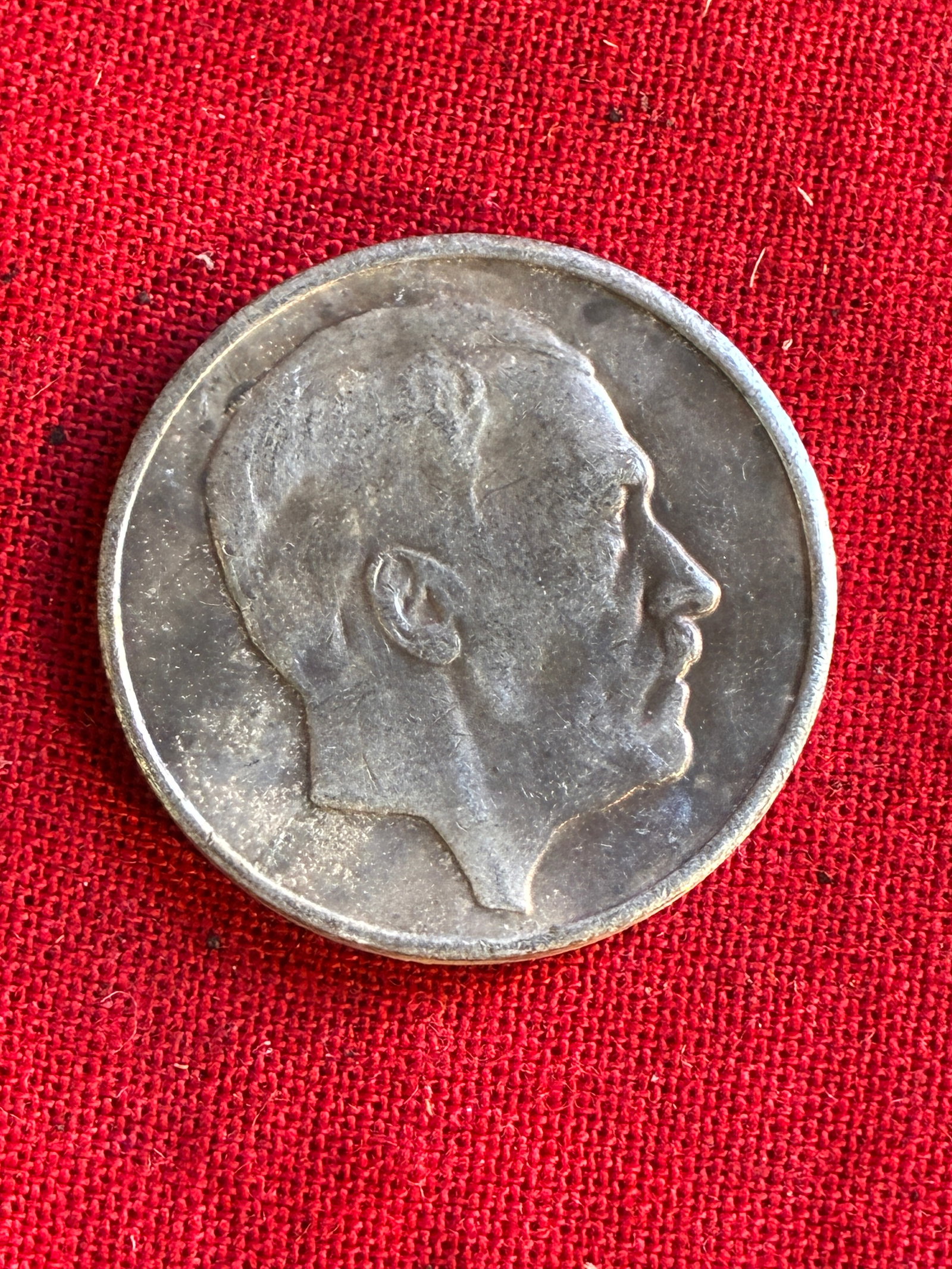 WW2 German Adolf Hitler 5 Reichsmark 1943 Panzer Ss Tiger Tank German Coin Third Reich: WW2 German Adolf Hitler 5 Reichsmark 1943 Panzer Ss Tiger Tank German Coin Third Reich. A rare find. Shows good wear and use with a beautiful overall paitna. Please view all detailed pictures. A rare 