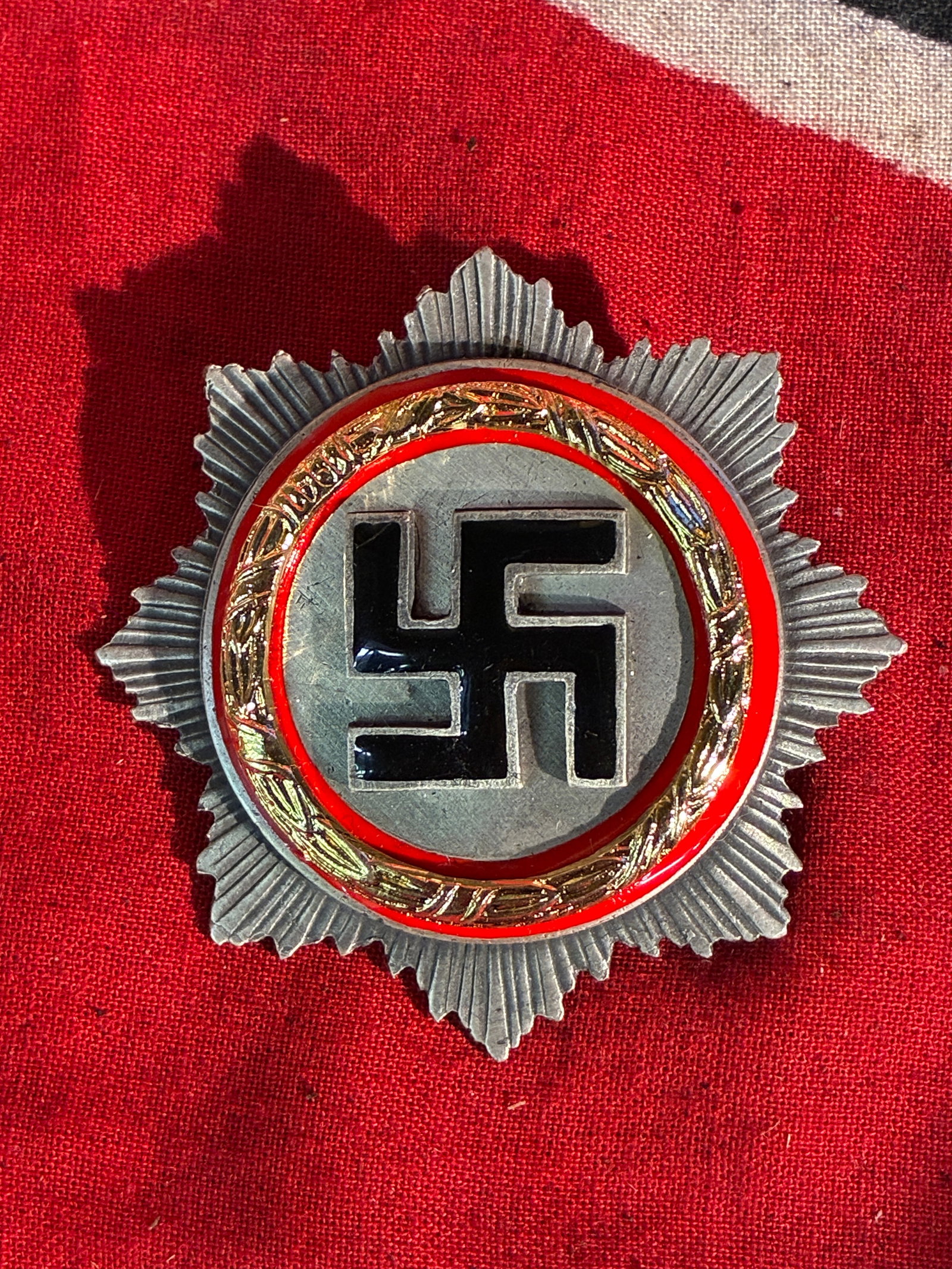 WW2 The Knights Cross of the Iron Cross - in Gold By Brehmer: WW2 The Knights Cross of the Iron Cross - in Gold By Brehmer. The German Cross (German: Deutsches Kreuz) was instituted by Adolf Hitler on 28 September 1941. It was awarded in two divisions:gold for r