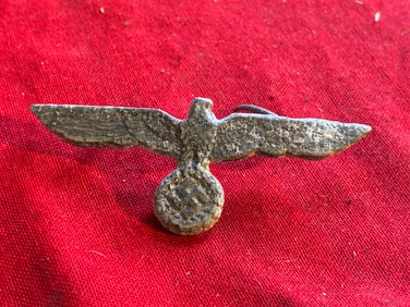 WWII German Army (Heer) OFFICER’S WHITE SUMMER TUNIC BREAST EAGLE