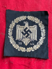 WW2 GERMAN NSRL/DRL SILVER SPORTS BADGE IN CLOTH