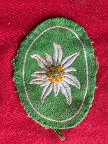 SCARCE WW2 GERMAN MOUNTAIN TROOPS EDELWEISS CLOTH BADGE