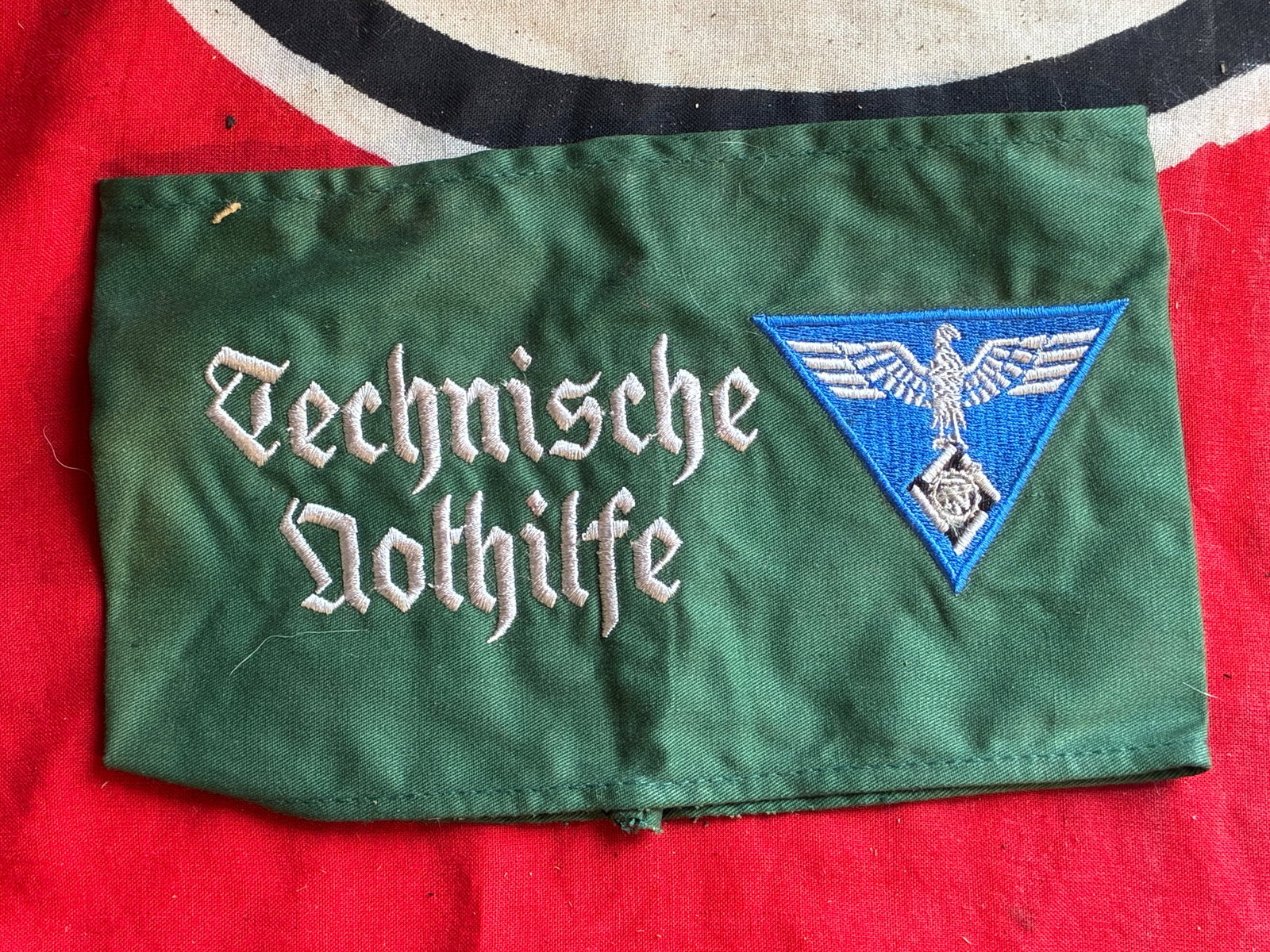 WW2 German TeNo TN Technische Nothilfe Armband: WW2 German TeNo TN Technische Nothilfe Armband. A rare find. Shows good wear and use with a beautiful overall patina. Please view all detailed pictures. A rare example of the time period.