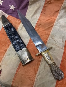 JAMES DEAKIN & SONS SHEFFIELD 1800'S ALLIGATOR HORSE POMMEL BONE GRIP HANDLE BOWIE KNIFE WITH SHEATH