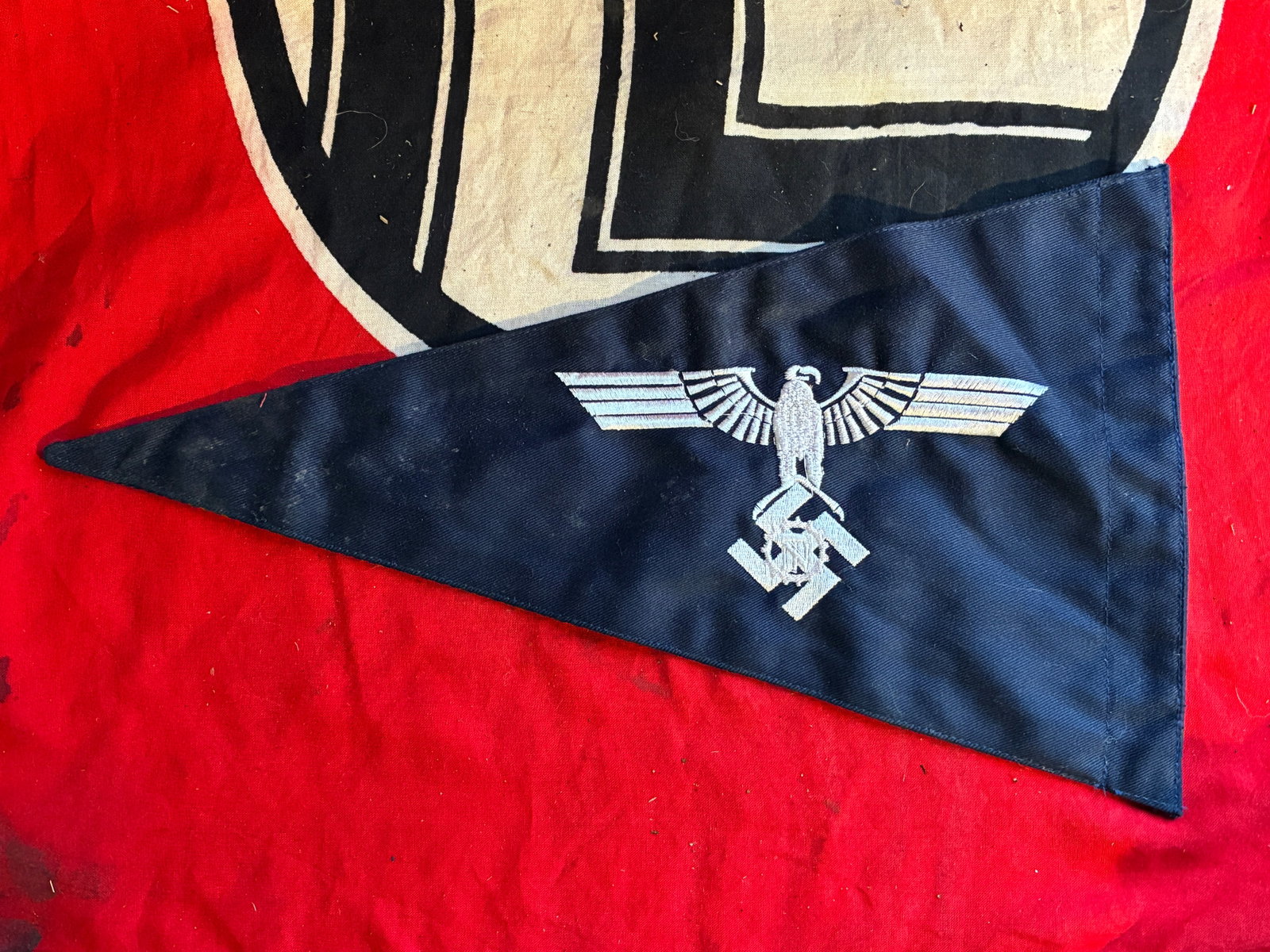 WW2 GERMAN 3RD REICH TENO ORG CAR AUTO PENNANT FLAG: WW2 GERMAN 3RD REICH TENO ORG CAR AUTO PENNANT FLAG. A RARE FIND. SHOWS GOOD WEAR AND USE WITH A BEAUTIFUL OVERALL PATINA. PLEASE VIEW ALL DETAILED PICTURES. A RARE EXAMPLE OF THE TIME PERIOD.