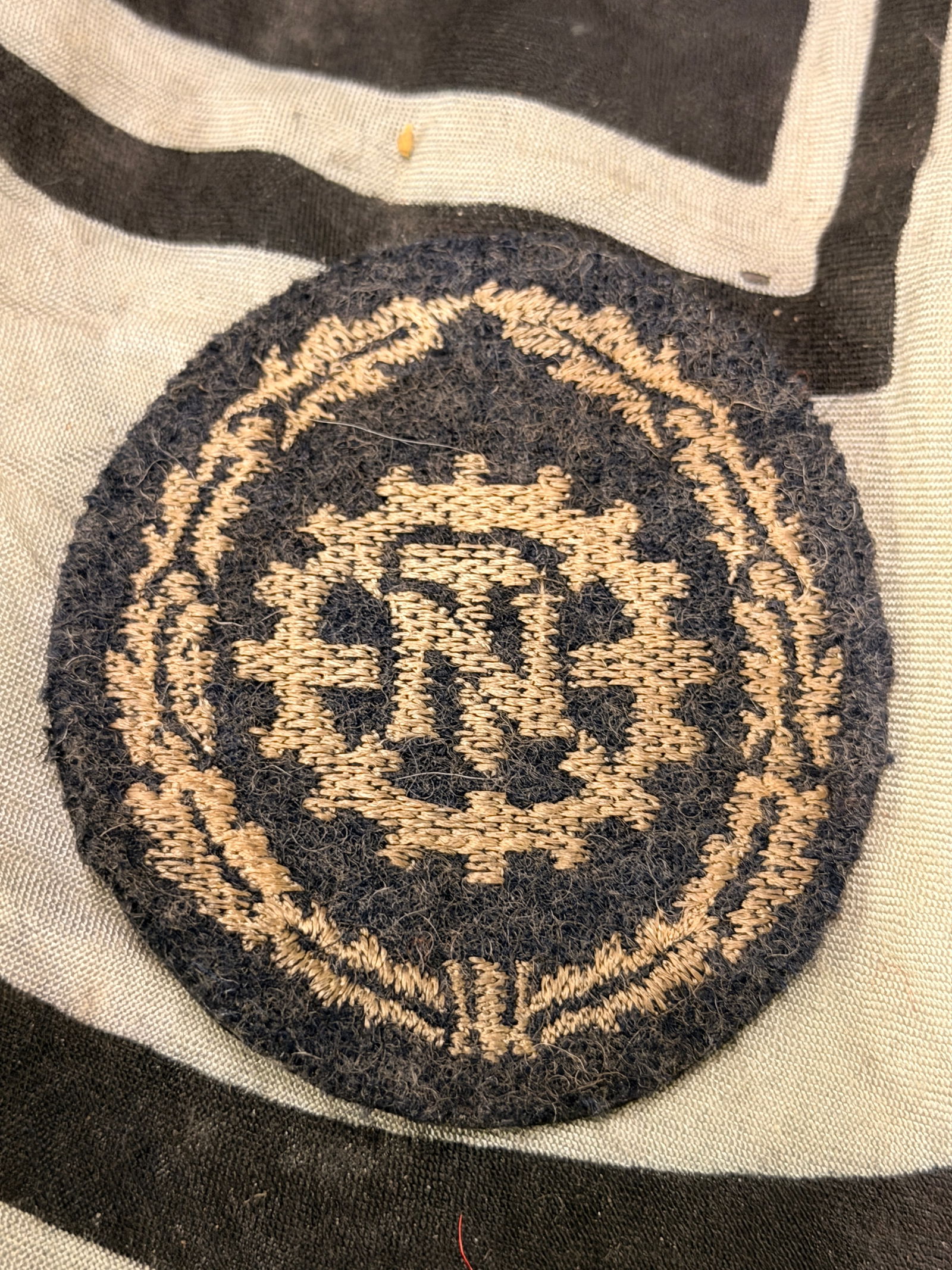 WW2 German TENO Lower Sleeve Patch Technischer Notdienst With RZM Paper Tag: WW2 German TENO Lower Sleeve Patch Technischer Notdienst With RZM Paper Tag. A rare find. Shows good wear and use with a beautiful overall patina. Please view all detailed pictures. A rare find.