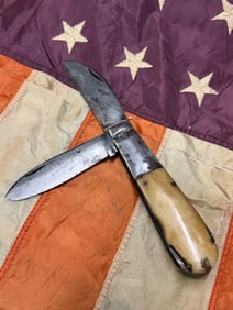 REVOLUTIONARY WAR BONE HANDLE MASSIVE POCKET KNIFE BELONGING TO U.S. SOLDIER