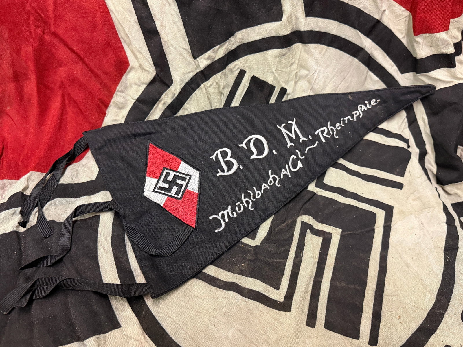 WW2 German Bund Deutscher Mädel (BDM) / Jungmädel Wimpel Pennant: WW2 German Bund Deutscher Mädel (BDM) / Jungmädel Wimpel Pennant. An ultra rare find that is in mint overall shape and condition with a beautiful overall patina. Shows good wear and use. Please view