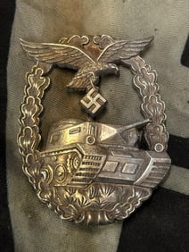 WWII GERMAN REICH LUFTWAFFE TANK ASSAULT BADGE