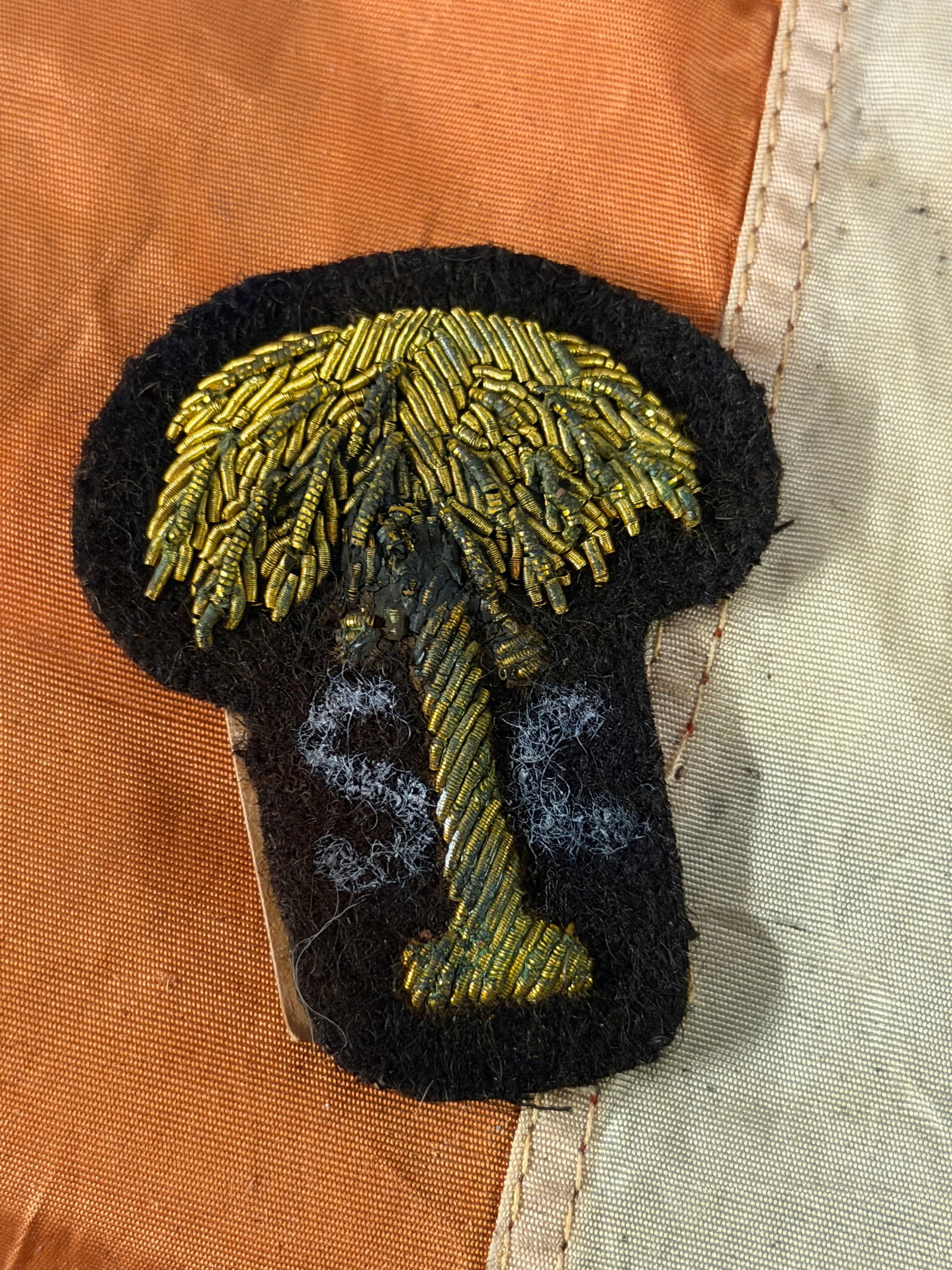 CIVIL WAR CONFEDERATE CSA PALMETTO SOUTH CAROLINA HEADGEAR BADGE BY J.H. SILVERBERG: CIVIL WAR CONFEDERATE CSA PALMETTO SOUTH CAROLINA HEADGEAR BADGE BY J.H. SILVERBERG. A VERY RARE FIND. SHOWS GOOD WEAR AND USE WITH A BEAUTIFUL OVERALL PATINA. HAS A GREAT LOOK TO IT WITH AN EXCELLENT