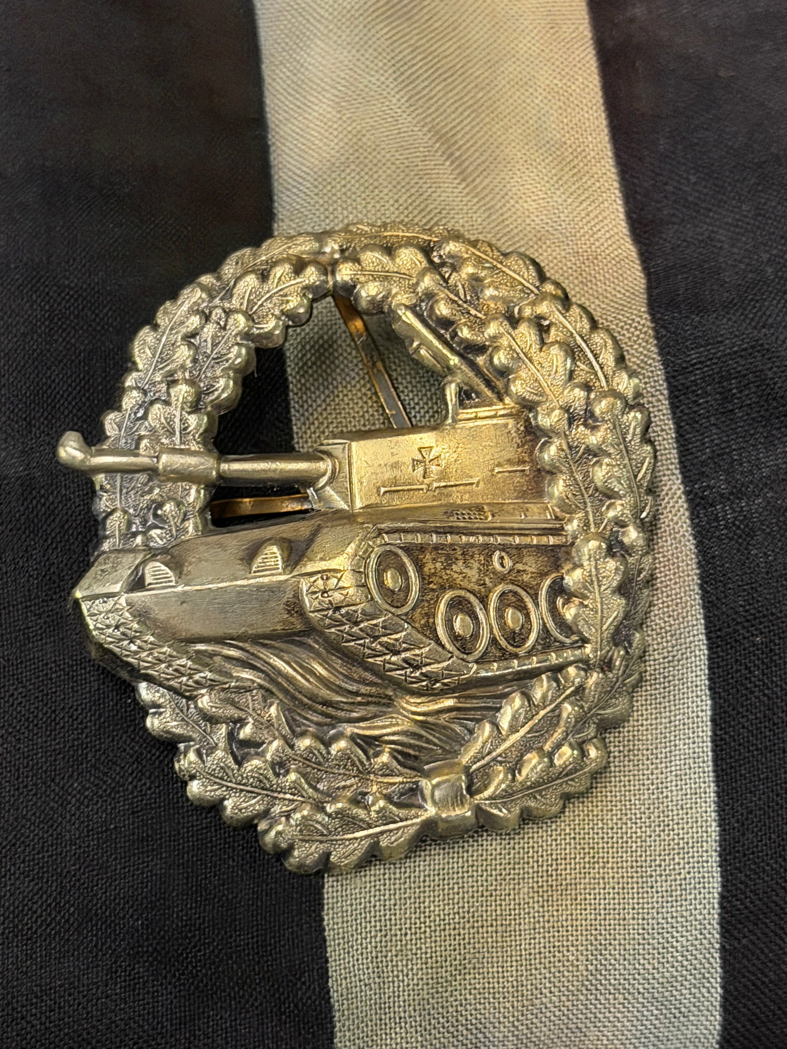 German post WW2 Bundeswehr beret cap badge Panzertruppe early version: German post WW2 Bundeswehr beret cap badge Panzertruppe early version