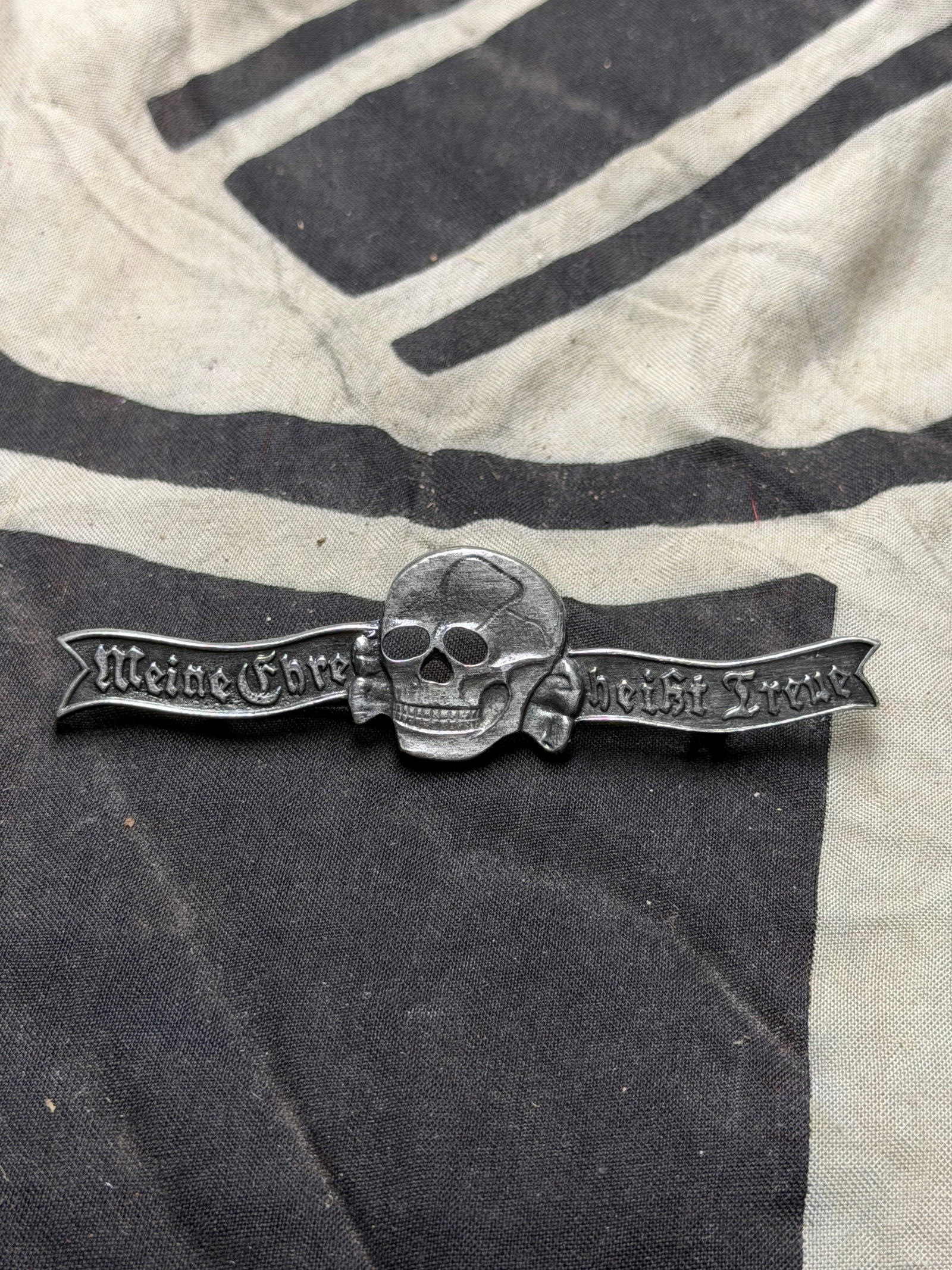 WW2 German "My Honour is Called Loyalty" - Breast Badge: WW2 German "My Honour is Called Loyalty" - Breast Badge. A very rare find. Shows good wear and use with a beautiful overall patina. Please view all detailed pictures. Meine Ehre heißt Treue ("My hono